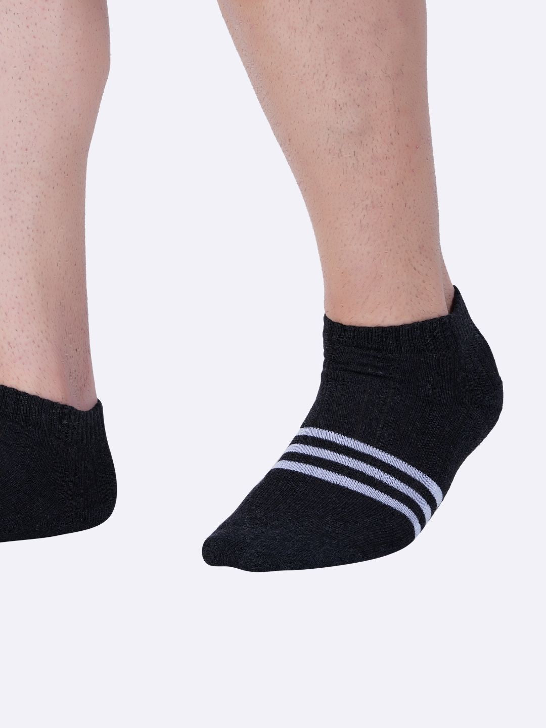 Soft cotton low ankle socks for all-day comfort and support